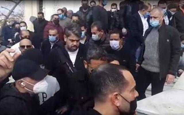 تشييع جثمان محمد الصغير من مسجد السلطان حسين