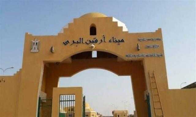 جمارك منفذ أرقين تحبط محاولتى تهريب 66 هاتف محمول