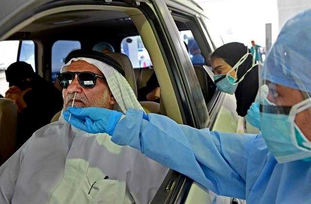 الإمارات تسجل 12 حالة وفاة و2948 إصابة جديدة بفيروس كورونا