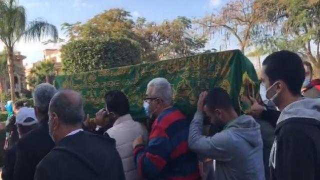 وصول جثمان عزت العلايلي إلى مسجد المروة