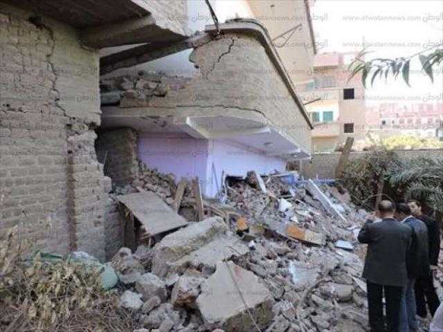 قتيلان و6 مفقودين بانهيار عقار في سوهاج