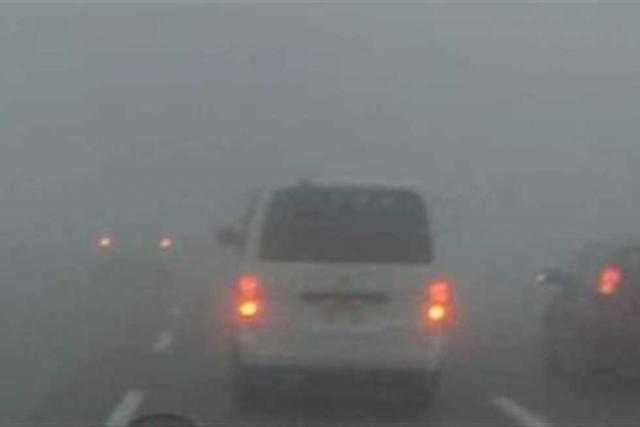 إغلاق طريق العلمين الصحراوى بسبب الشبورة