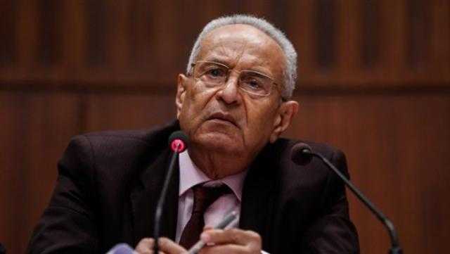 أبو شقة يفصل ياسر الهضيبي وعبدالعليم داوود من حزب الوفد