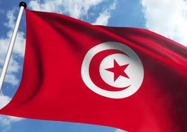 تونس تقلص ساعات حظر التجوال وتلغي الحجر الصحي الإجباري للوافدين