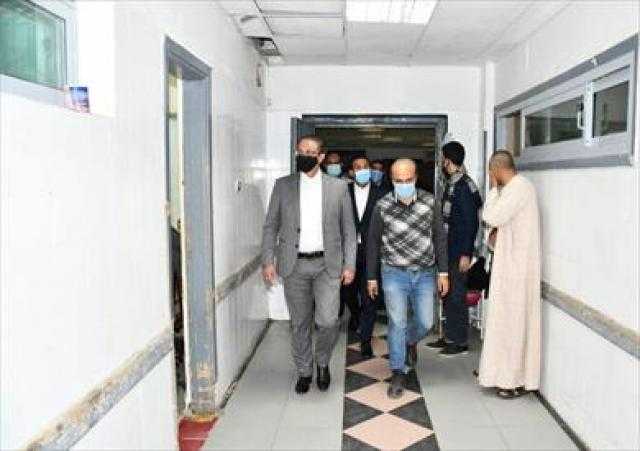 نيابة الفيوم تحقق في أسباب حادث تصادم سيارة نقل بميكروباص