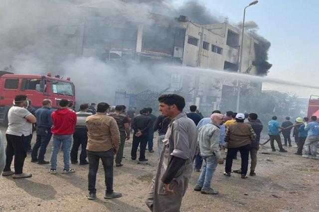مصدر أمني: جار السيطرة على حريق العبور وفرض كردون بالمكان