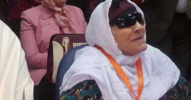 القومى للمرأة ينعى الحاجة زينب المتبرعة بقرطها الذهبى لصندوق تحيا مصر