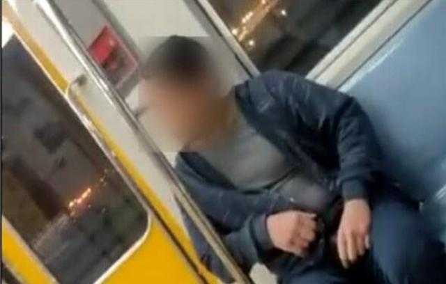 نيابة النزهة تبدأ التحقيق مع المتهم بالتحرش بفتاة المترو