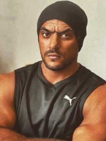 أحمد العوضي يهنئ محمد سيد بشير على مسلسله الأمريكي الجديد