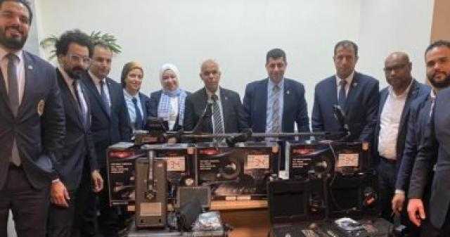 إحباط تهريب7 أجهزة كشف عن الذهب والمعادن بمطار القاهرة