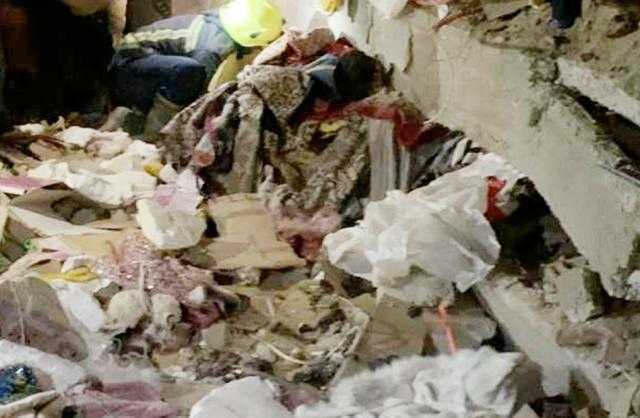 ارتفاع ضحايا عقار جسر السويس المنهار إلى 8 وفيات و29 مصابًا