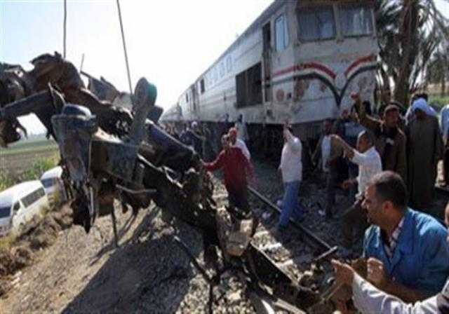 تشييع 5 من ضحايا حادث قطار سوهاج في ثلاث مراكز