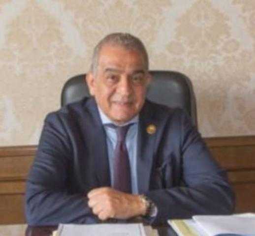وكيل صناعة النواب يتقدم باقتراح لتكريم مهندسي وعمال هيئة قناة السويس 