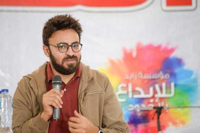 أحمد يونس يوقع كتبه في معرض زايد للكتاب 