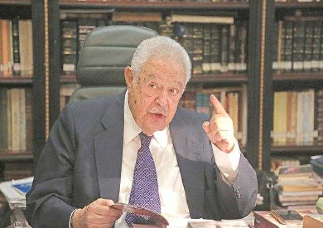 نقيب المحامين يصدر قرارا حول الموقع الرسمي للنقابة