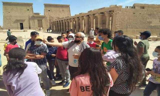 برلمان الطلائع يزور المعالم السياحية فى الداخلة بالوادى الجديد