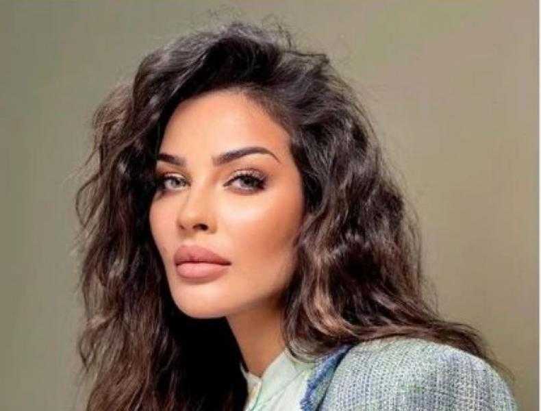 نادين نسيب نجمة لامعة في عالم الموضة.. صور