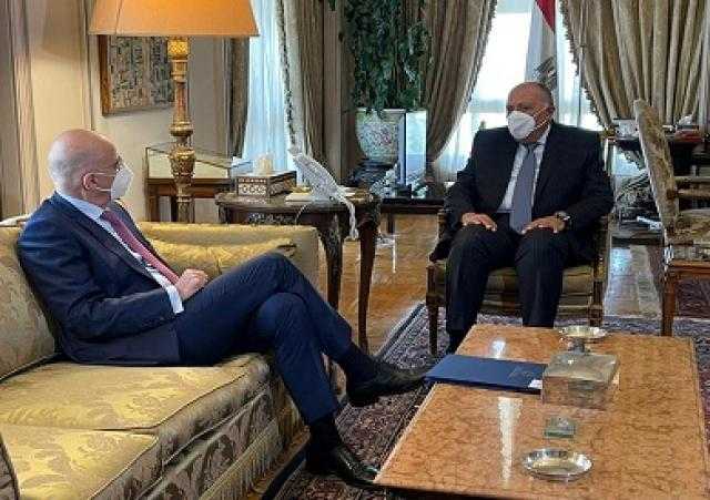 وزير الخارجية يستقبل نظيره اليوناني