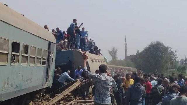 الصحة: وفاة 11 شخصا وإصابة 98 آخرين في حادث قطار طوخ