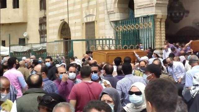 تشييع جثمان السيناريست مصطفى محرم من مسجد السيدة نفيسة