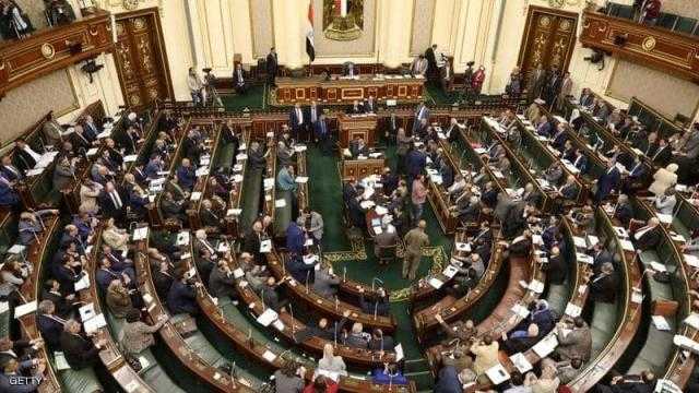 مقترح برلماني لتأهيل خريجي الجامعات للعمل سائقي قطارات بالسكك الحديدية