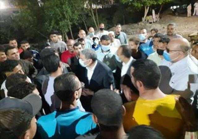 تشييع جثامين 6 ضحايا غرقوا داخل بيارة صرف صحي بالعدوة في المنيا