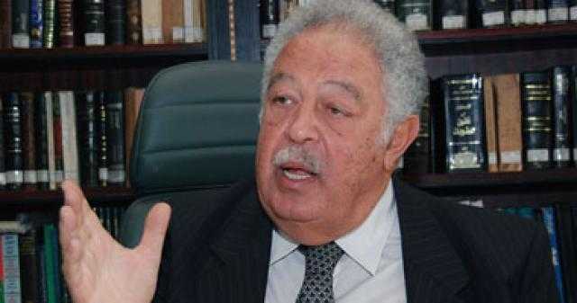 نقيب المحامين يخاطب رئيس الشهر العقاري بشأن التصديق على العقود