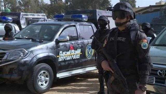ضبط 15 متهما بحوزتهم أسلحة في القليوبية