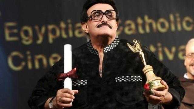 اليوم.. تشييع جنازة سمير غانم من مسجد المشير