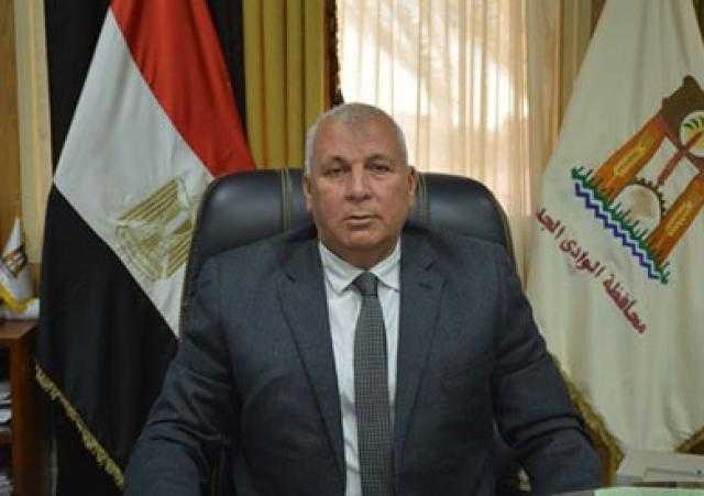 بتكلفة 6 ملايين جنيه.. محافظ الوادي الجديد: وصول جهاز الأشعة المقطعية لمستشفى الخارجة العام