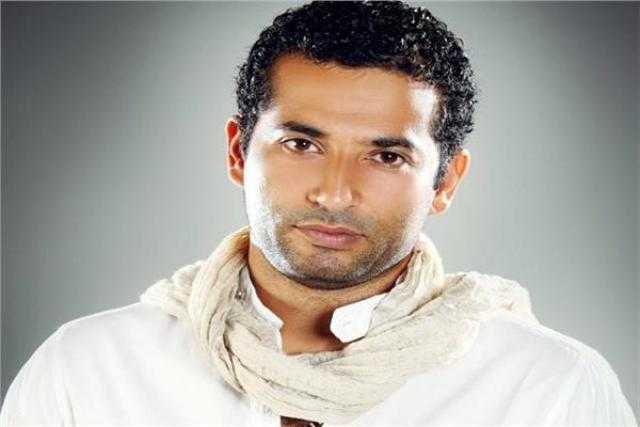 عمرو سعد من موسكو: الروس مبهورين بموكب نقل المومياوات الملكية