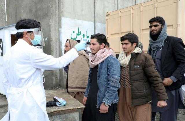 أفغانستان تشهد بلوغ ذروة الموجة الثالثة لكورونا خلال الـ 10 أيام المقبلة