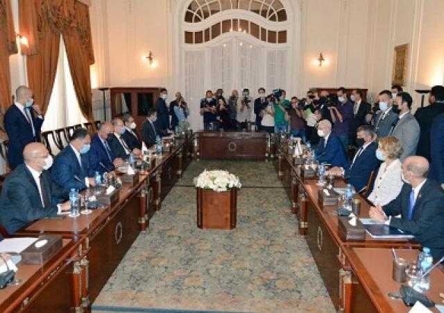 انطلاق جلسة مباحثات رسمية بين وزير الخارجية ونظيره الإسرائيلي