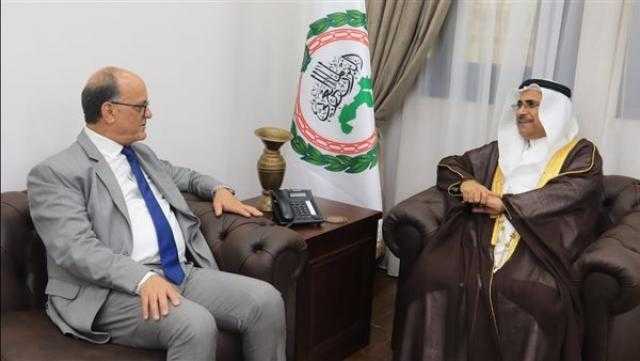 رئيس البرلمان العربي يلتقي سفير تونس بالقاهرة