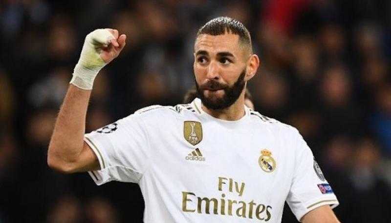 هاتريك بنزيمة يقود الريال لاكتساح بلد الوليد بسداسية بالدوري الإسباني