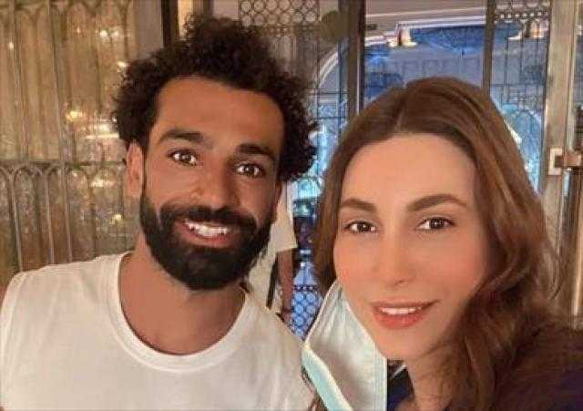 يارا تنشر صورة تجمعها بمحمد صلاح: معقول أكون السبب في صفقة القرن