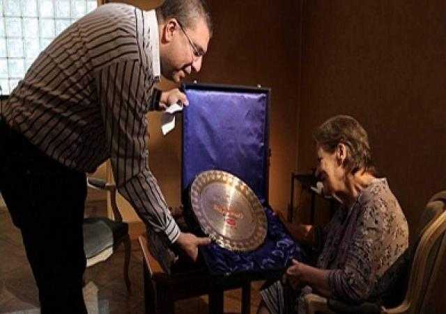 برنامج «واحد من الناس» يحتفي بذكرى الفنانة زبيدة ثروت