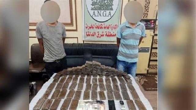 ضبط متهمين بحوزتهما 120 طربة حشيش في الدقهلية