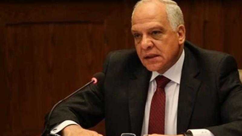 محافظ الجيزة يقدم بيانا تفصيليا بعدد مواقف السرفيس أمام «محلية النواب»