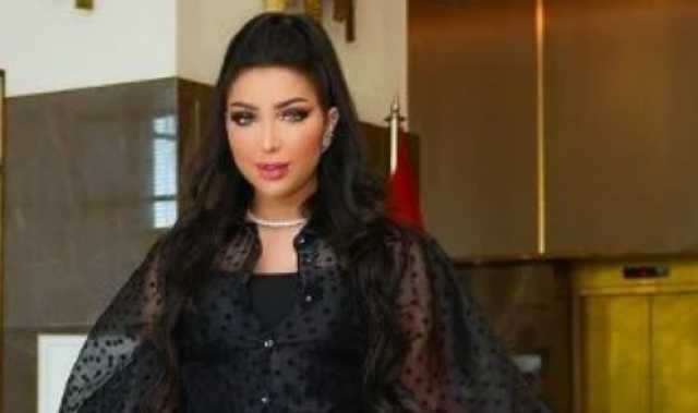 قصير وجسم وشفاف.. دينا بطمة تفاجئ جمهورها
