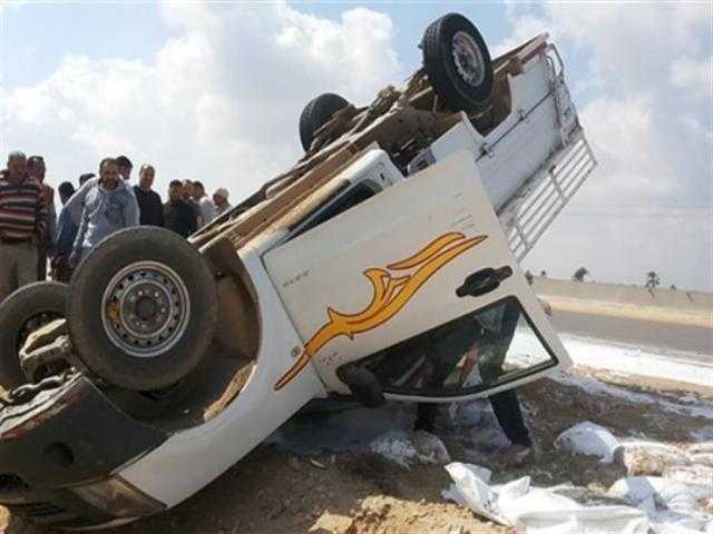 إصابة 6 أشخاص في انقلاب سيارة شمال أسوان