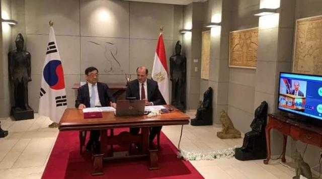 سفير مصر في سول يشارك في مراسم التوقيع على مذكرة تفاهم لتدريب الكوادر المصرية
