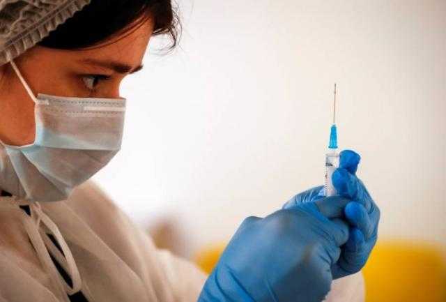 بلينكن: الولايات المتحدة سلمت مليوني جرعة لقاح فايزر لبيرو