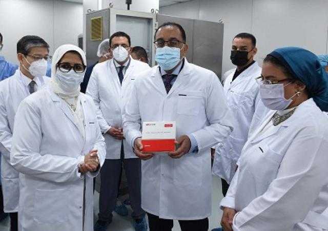 مدبولي: نسعى لرفع إنتاج لقاح كورونا في مصر إلى 80 مليون جرعة بنهاية العام