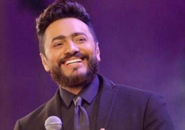 تامر حسني: «كل مرة» رفعت من سعري.. وقدمت أكثر من ألف أغنية حتى الآن