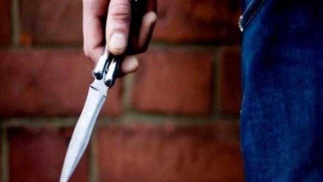 بطعنة في القلب.. بائع متجول يقتل عامل لخلافات مالية في المرج