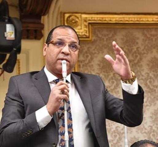 خالد مشهور  يُهنىء السيسي وجموع المصريين بحلول العيد: يهل علينا بإنجاز ثلاثة مشاريع عملاقة