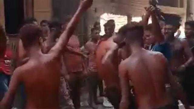 ضبط والدي عروس وعروسة موكب نقل المنقولات بالغربية