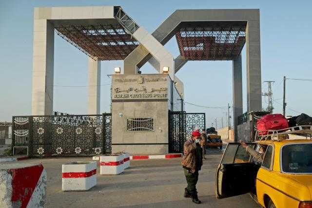 استمرار فتح معبر رفح البري لعبور العالقين وإدخال المساعدات لغزة