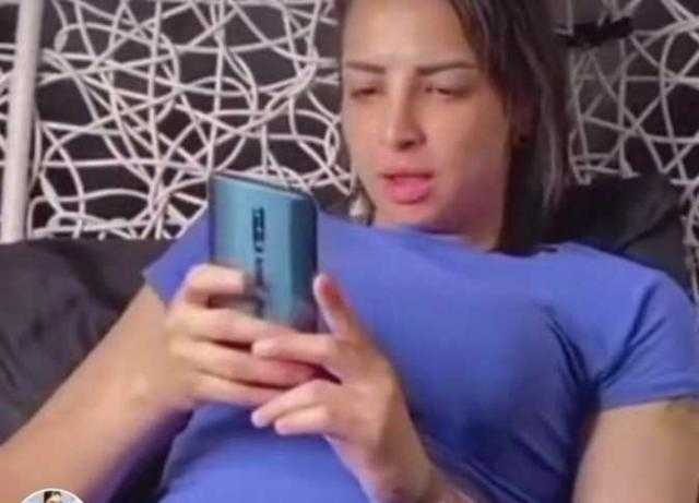 التحريات في واقعة ”كائن الهوهوز”: كانت تصور الفيديوهات بشقة إيجار وصديقها أصغر منها بـ10 سنوات